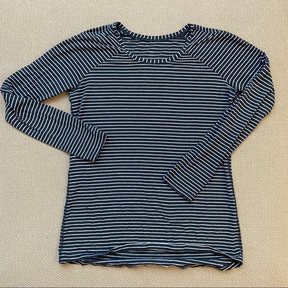 Lululemon long sleeve striped t- shirt size 6